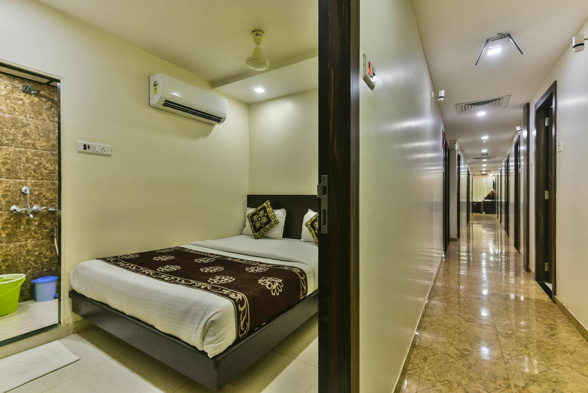 Hotel Guestinn Residency Bombaj Exteriér fotografie